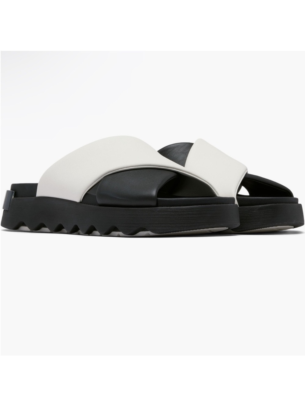 SOREL Vibe Black & White Leather Slide Sandal NWOB   size 8